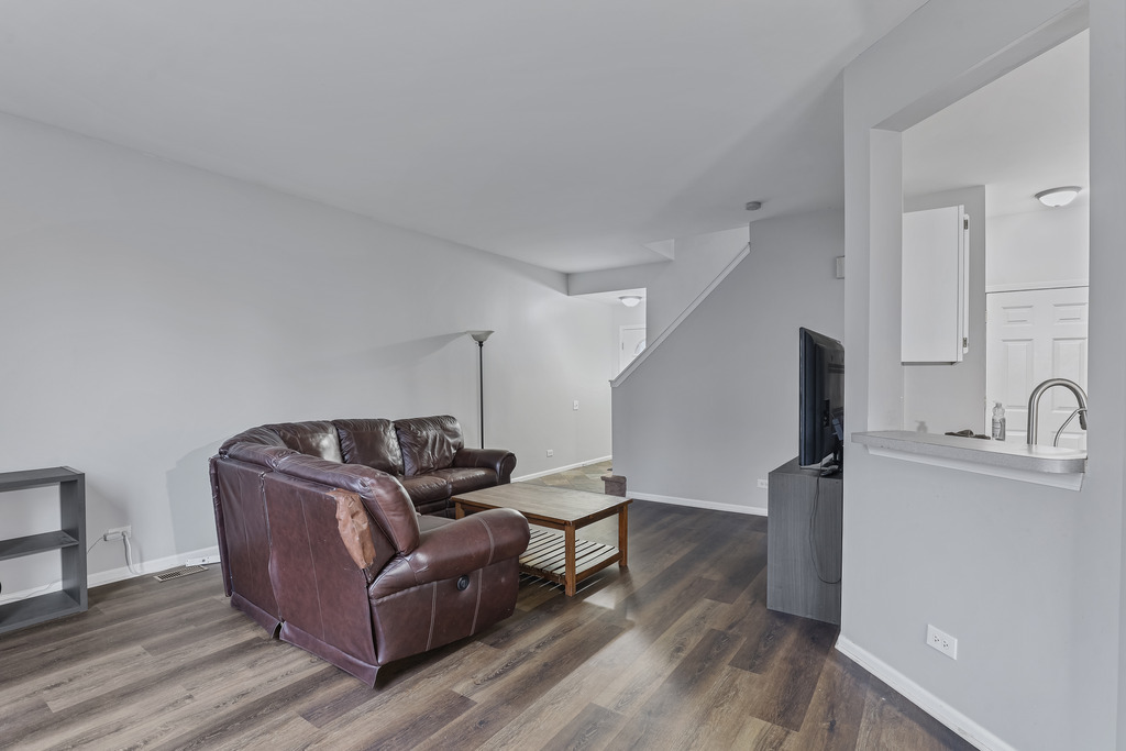 1627 Spaulding Road Bartlett, IL 60103 - Photo 10 of 25