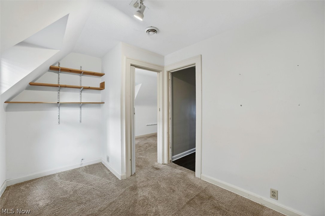 3008 Warrington Road Shaker Heights, OH 44120 - Photo 42 of 47