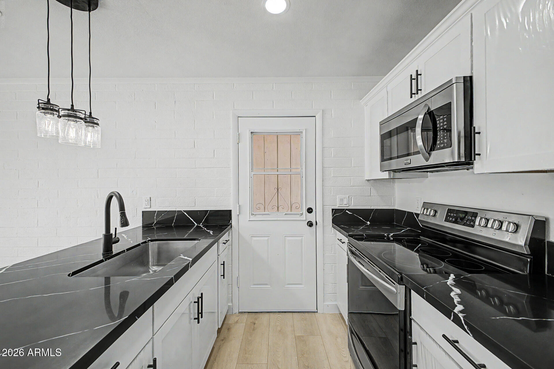 1703 West Carter Road Phoenix, AZ 85041 - Photo 13 of 32 13-Carter