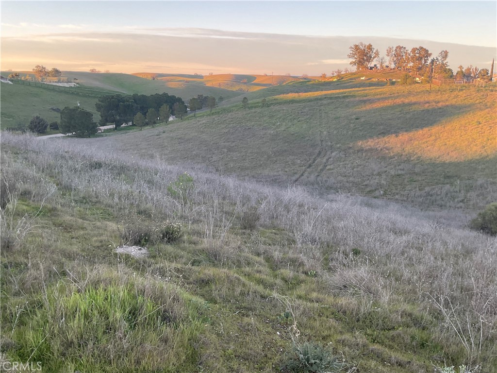 13 Sunburst Road Paso Robles, CA 93446 - Photo 3 of 19