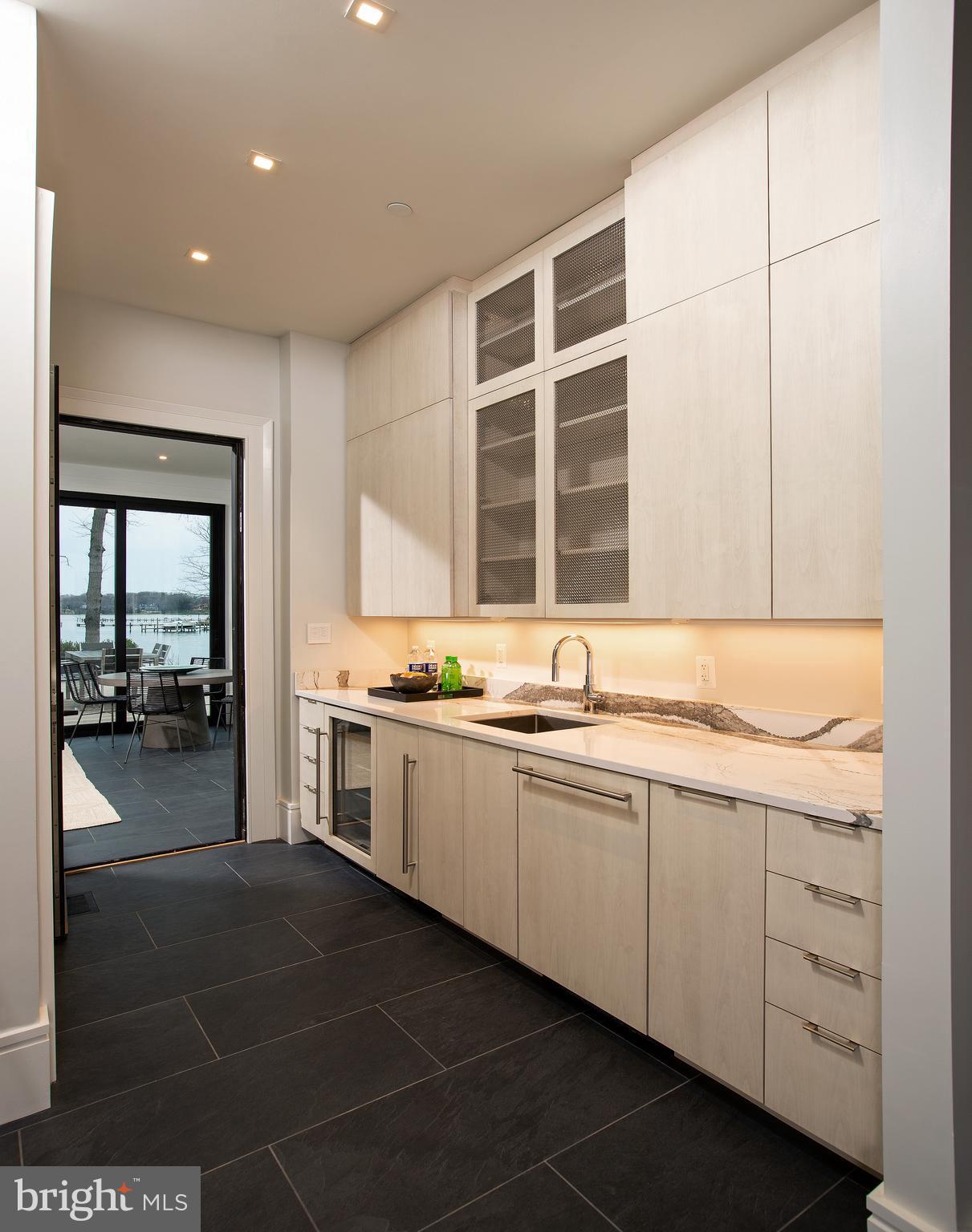 964 Melvin Road Annapolis, MD 21403 - Photo 12 of 30 Butler's pantry