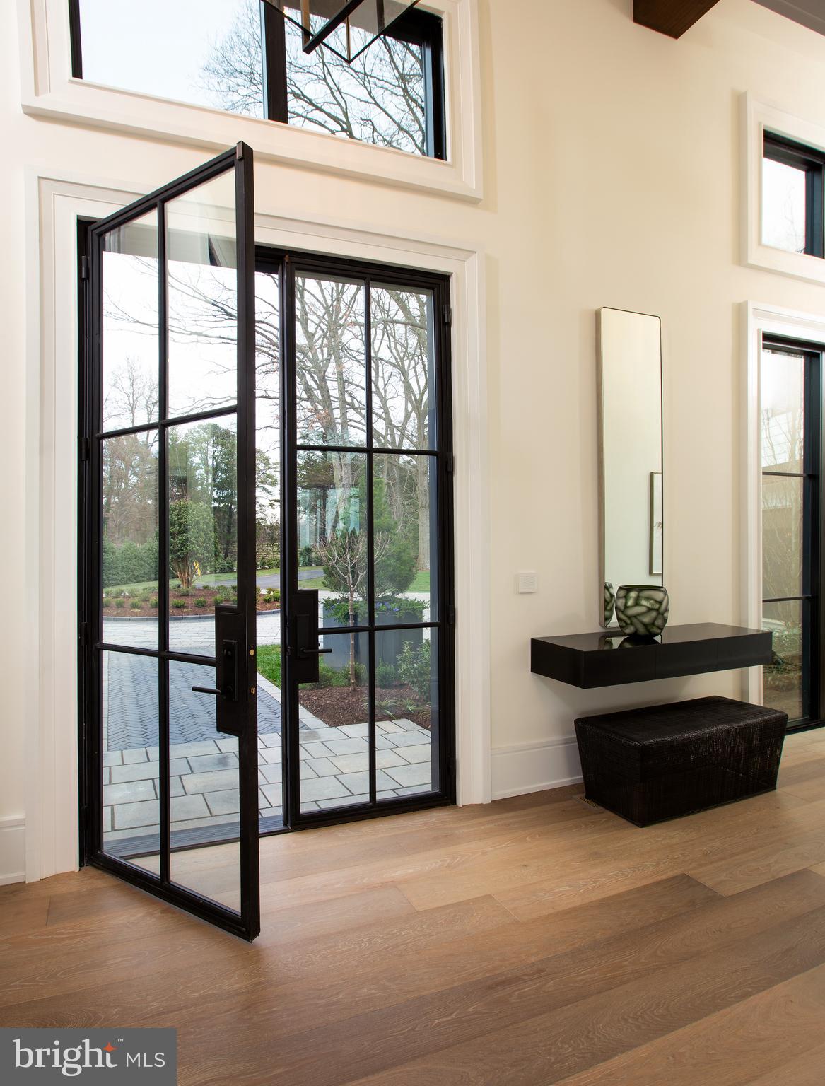 964 Melvin Road Annapolis, MD 21403 - Photo 13 of 30 Beautifully curated finishes