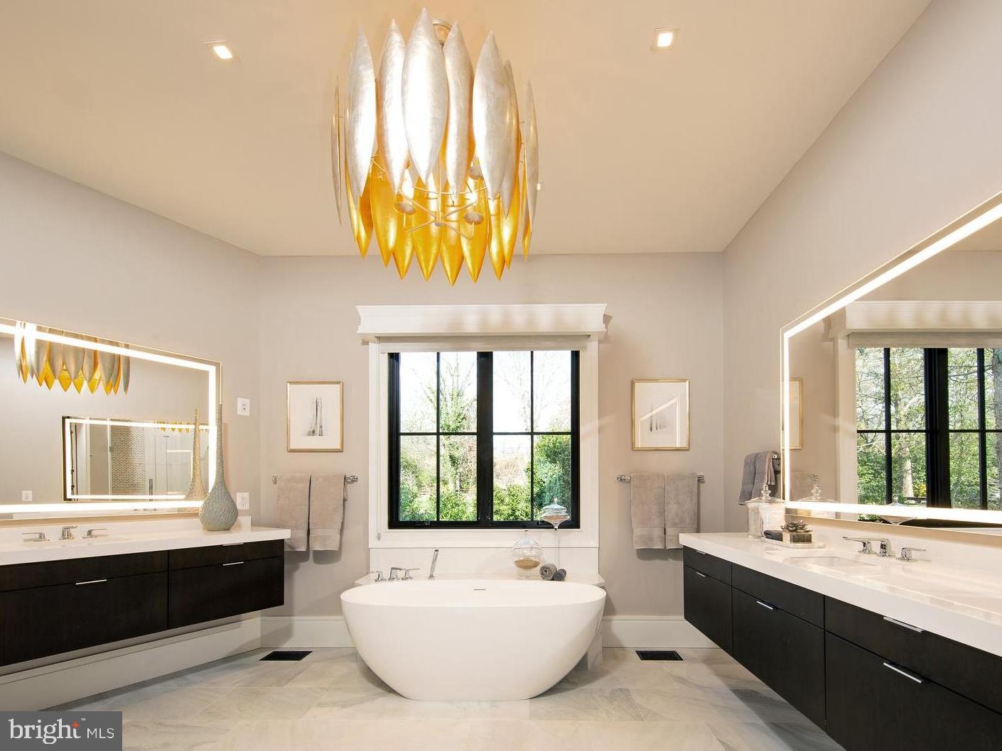 964 Melvin Road Annapolis, MD 21403 - Photo 15 of 30 Primary's exquisite bathroom suite