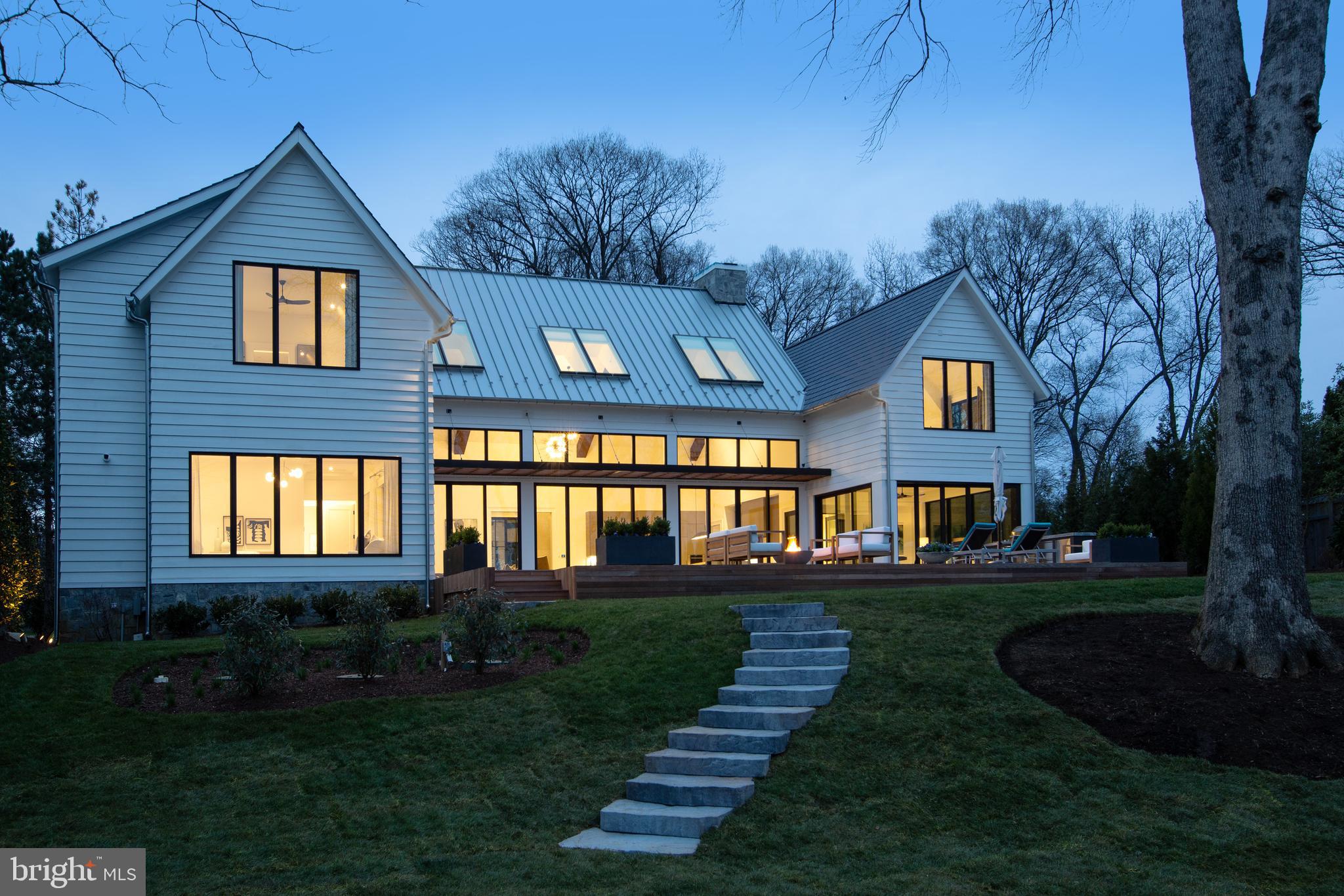 964 Melvin Road Annapolis, MD 21403 - Photo 25 of 30 Twilight views