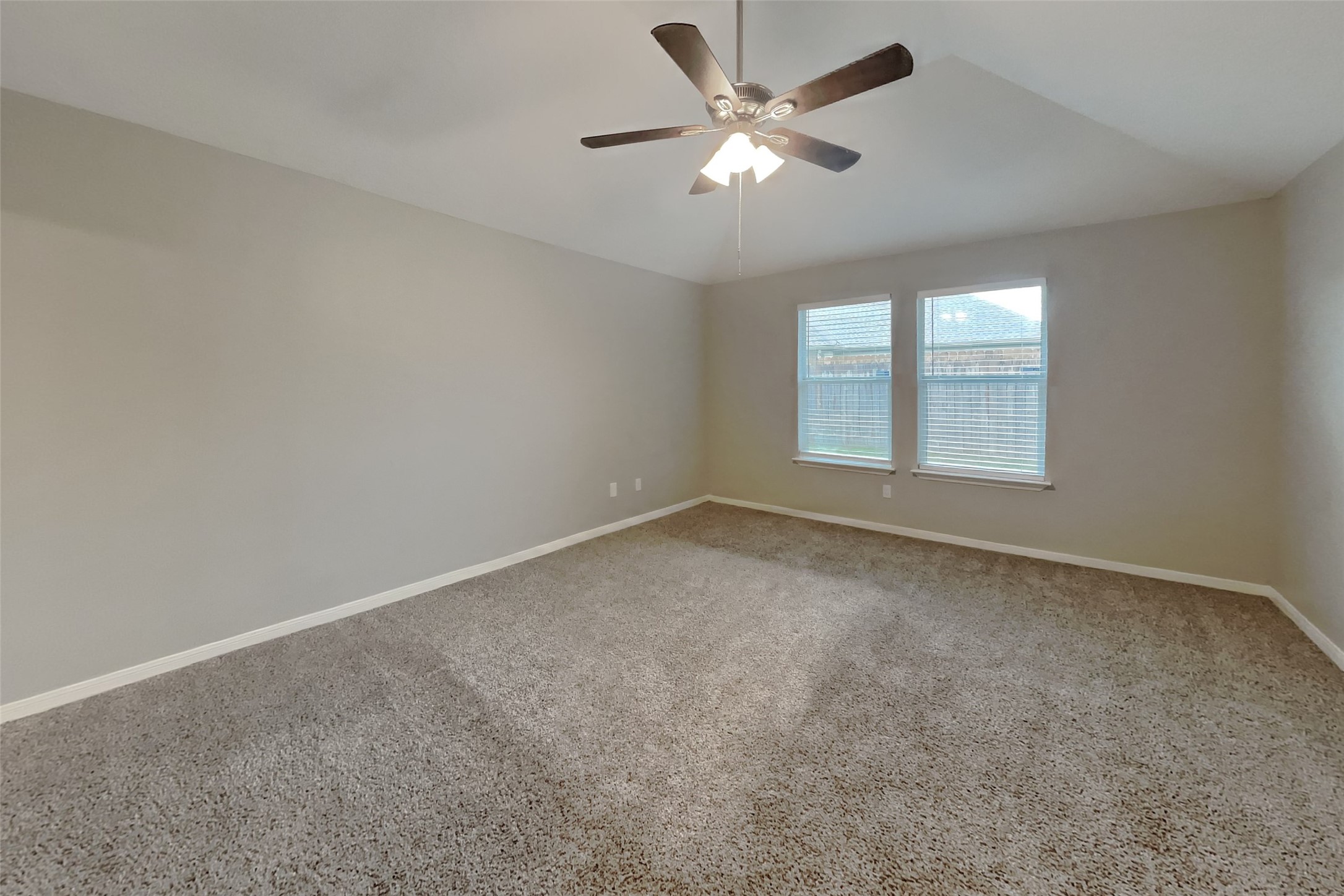 5706 Straight Way Houston, TX 77339 - Photo 8 of 19