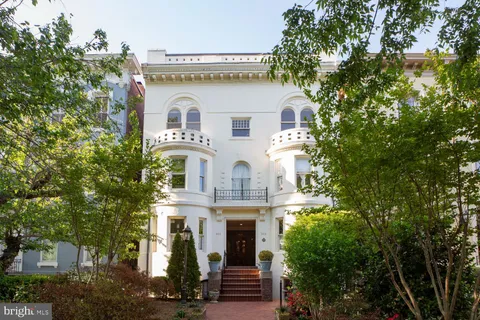 $700,000 | 308 East Capitol Street Northeast, Unit 8, Washington, DC 20003
