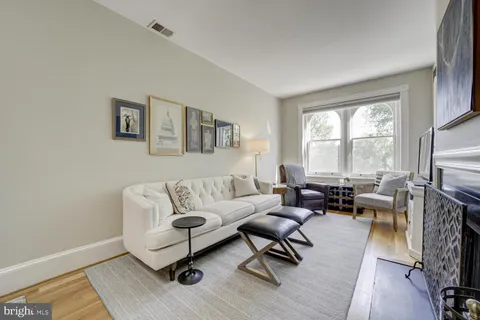 $700,000 | 308 East Capitol Street Northeast, Unit 8, Washington, DC 20003