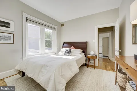 $700,000 | 308 East Capitol Street Northeast, Unit 8, Washington, DC 20003
