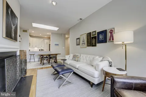 $700,000 | 308 East Capitol Street Northeast, Unit 8, Washington, DC 20003