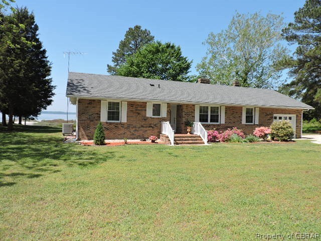 4063 Aberdeen Creek Road Gloucester, VA 23061 - Photo 9 of 31 FRONT VIEW