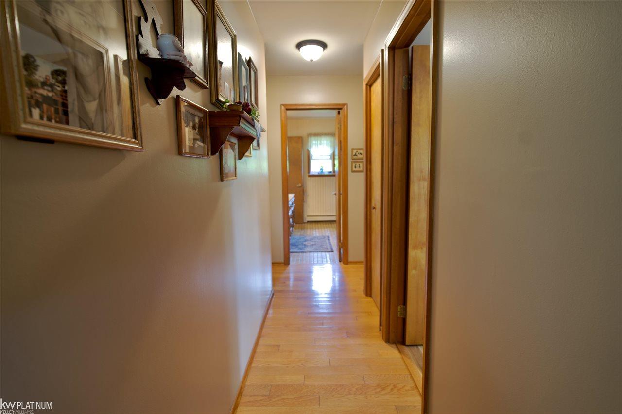 4031 Burtch Road Fort Gratiot, MI 48059 - Photo 44 of 52 50046966-43.JPG