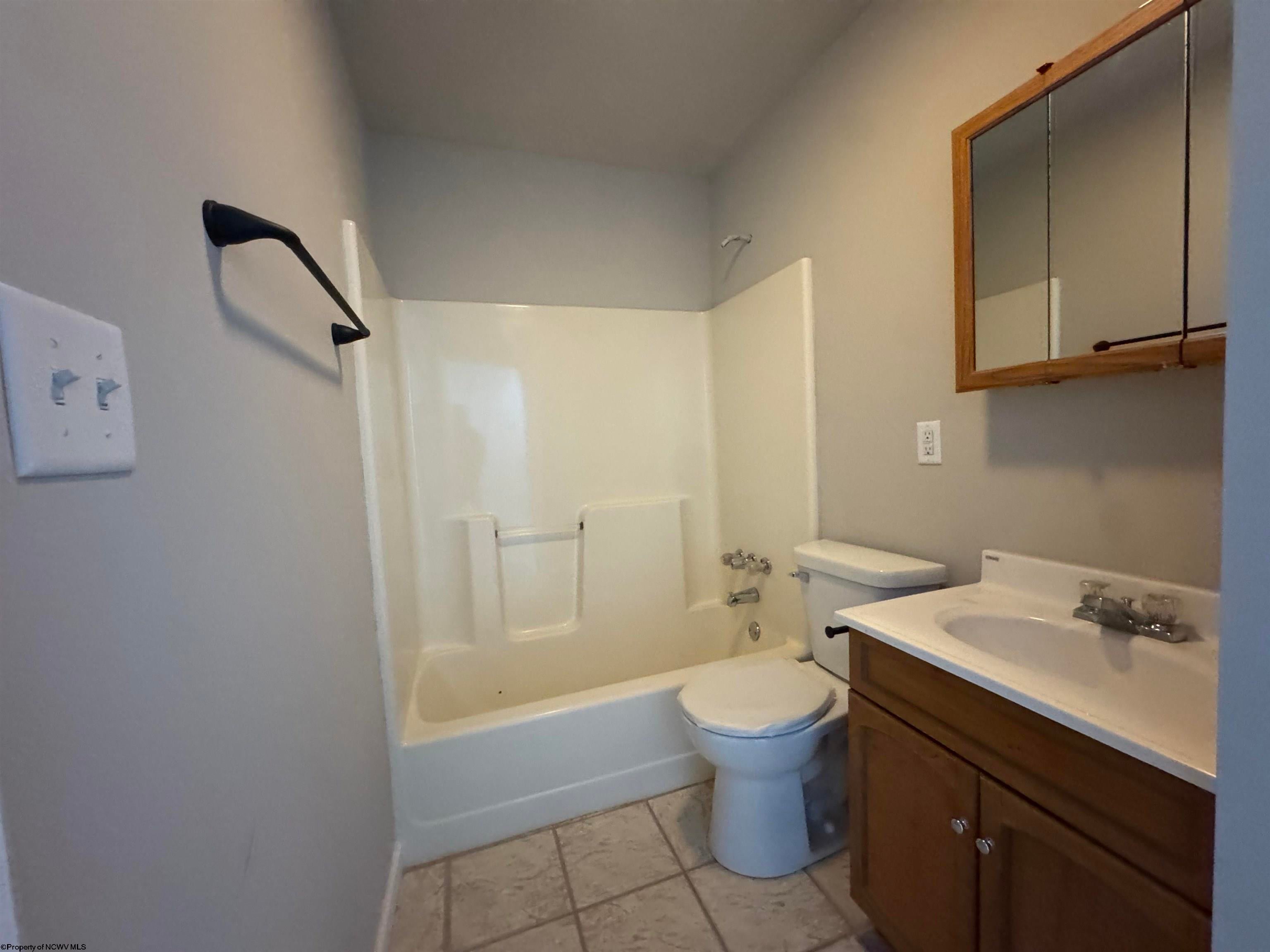 511 Scenic, Unit 511 Fairmont, WV 26554 - Photo 22 of 25 Gallery Image 22