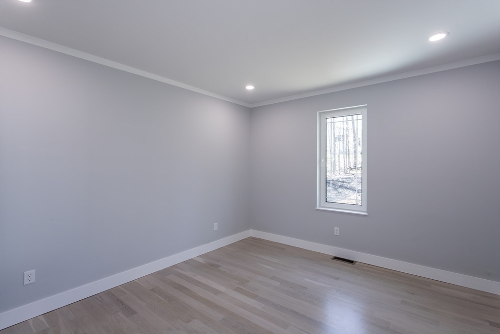 134 Russellville Road Westfield, MA 01085 - Photo 23 of 41 Gallery Image 23