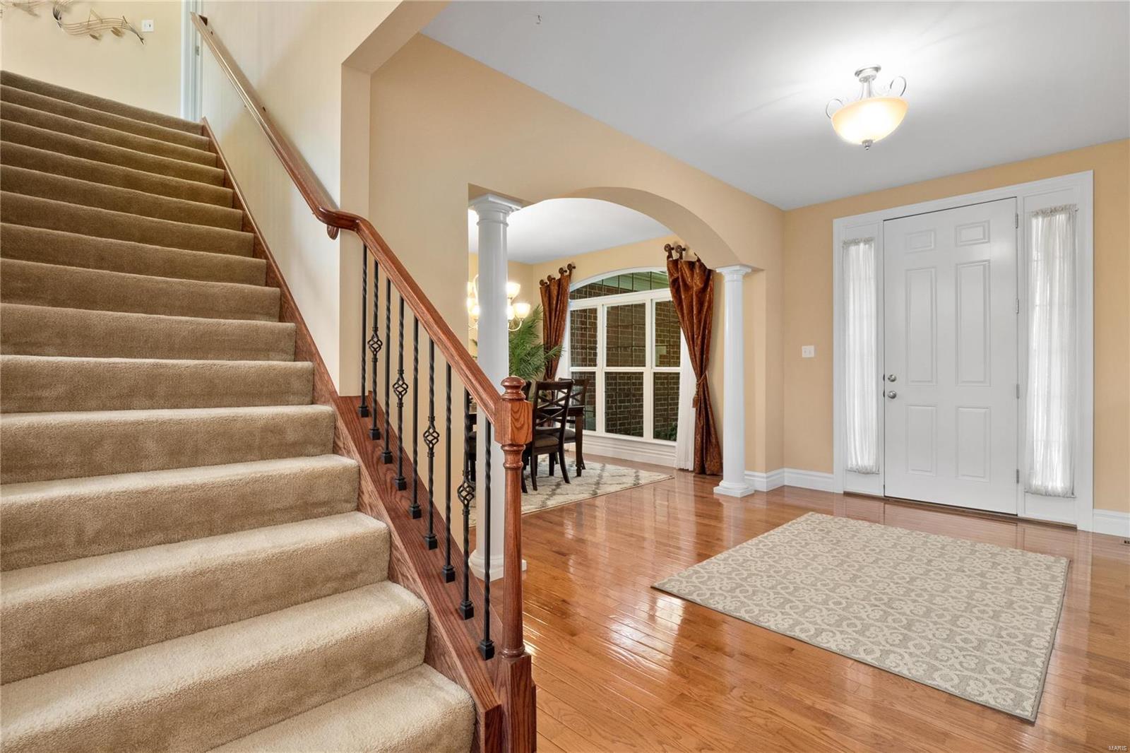 462 Oak Stand Path Chesterfield, MO 63005 - Photo 2 of 63 Gallery Image 2