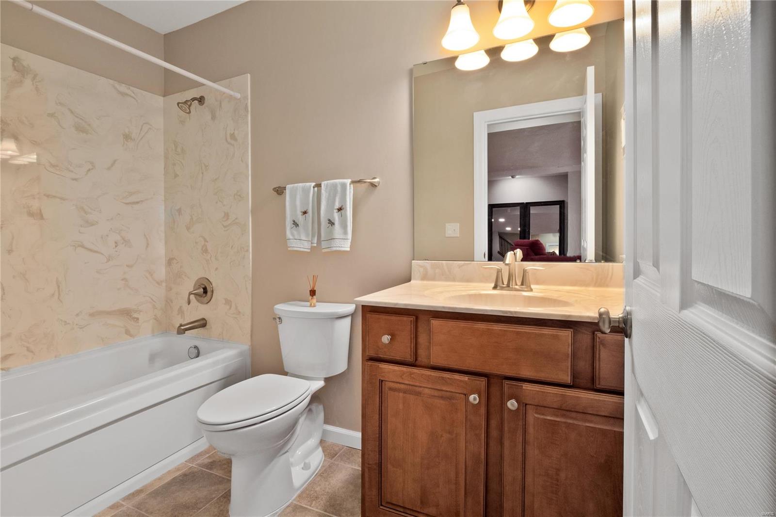 462 Oak Stand Path Chesterfield, MO 63005 - Photo 48 of 63 Gallery Image 48