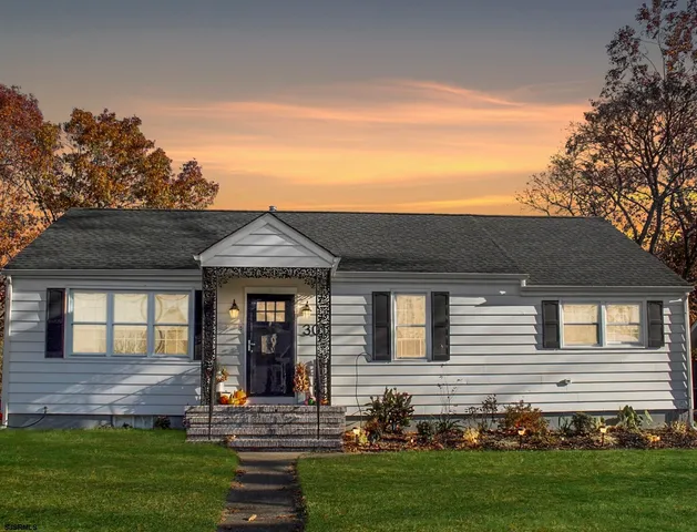 $469,999 | 301 North 4th Street, Hammonton, NJ 08037