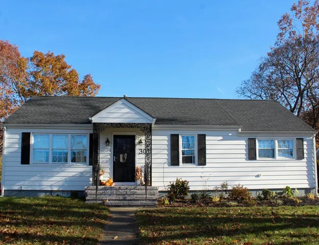 $469,999 | 301 North 4th Street, Hammonton, NJ 08037