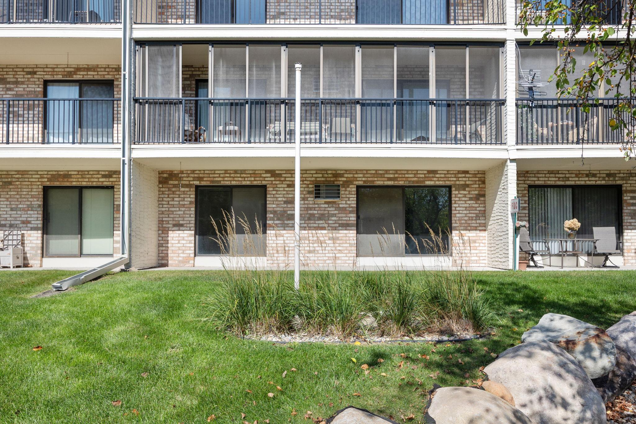 10411 Cedar Lake Road, Unit 213 Minnetonka, MN 55305 - Photo 14 of 18