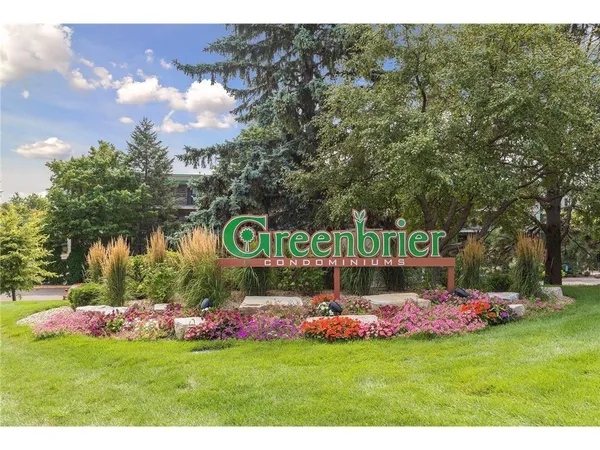 $135,000 | 10411 Cedar Lake Road, Unit 213, Minnetonka, MN 55305