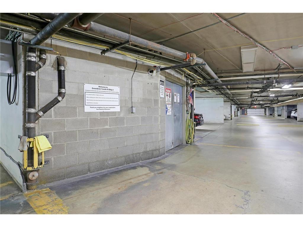 10411 Cedar Lake Road, Unit 213 Minnetonka, MN 55305 - Photo 26 of 41