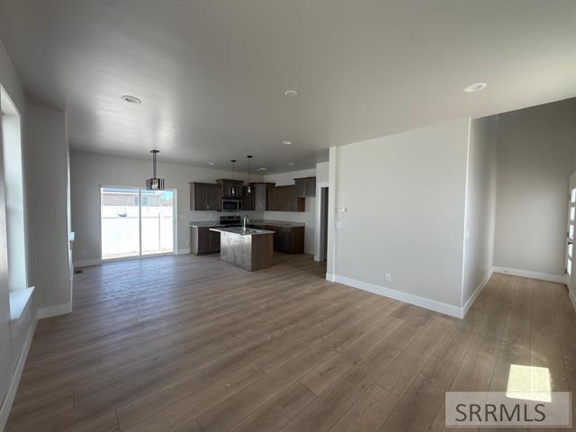 1018 Alpine Avenue Chubbuck, ID 83202 - Photo 4 of 28