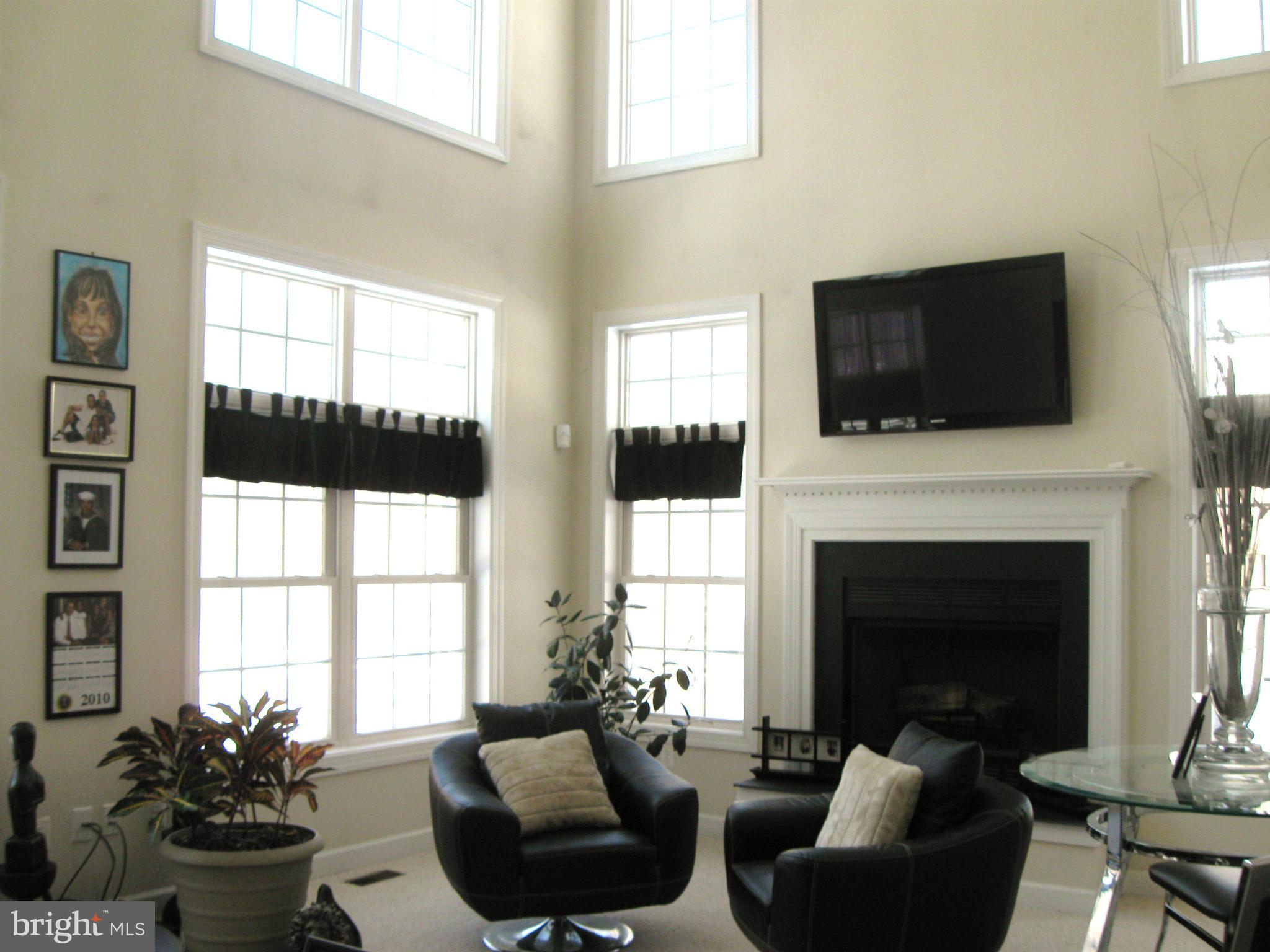 2663 Evergreen Road Odenton, MD 21054 - Photo 8 of 14 Family Room