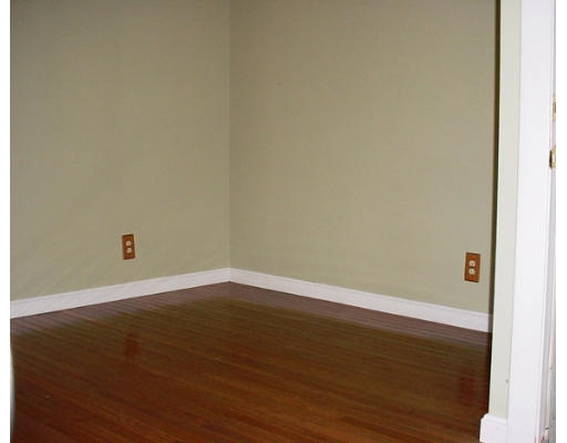 4 Hill Road Grafton, MA 01536 - Photo 11 of 29 Gallery Image 11