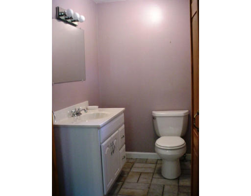4 Hill Road Grafton, MA 01536 - Photo 16 of 29 Gallery Image 16