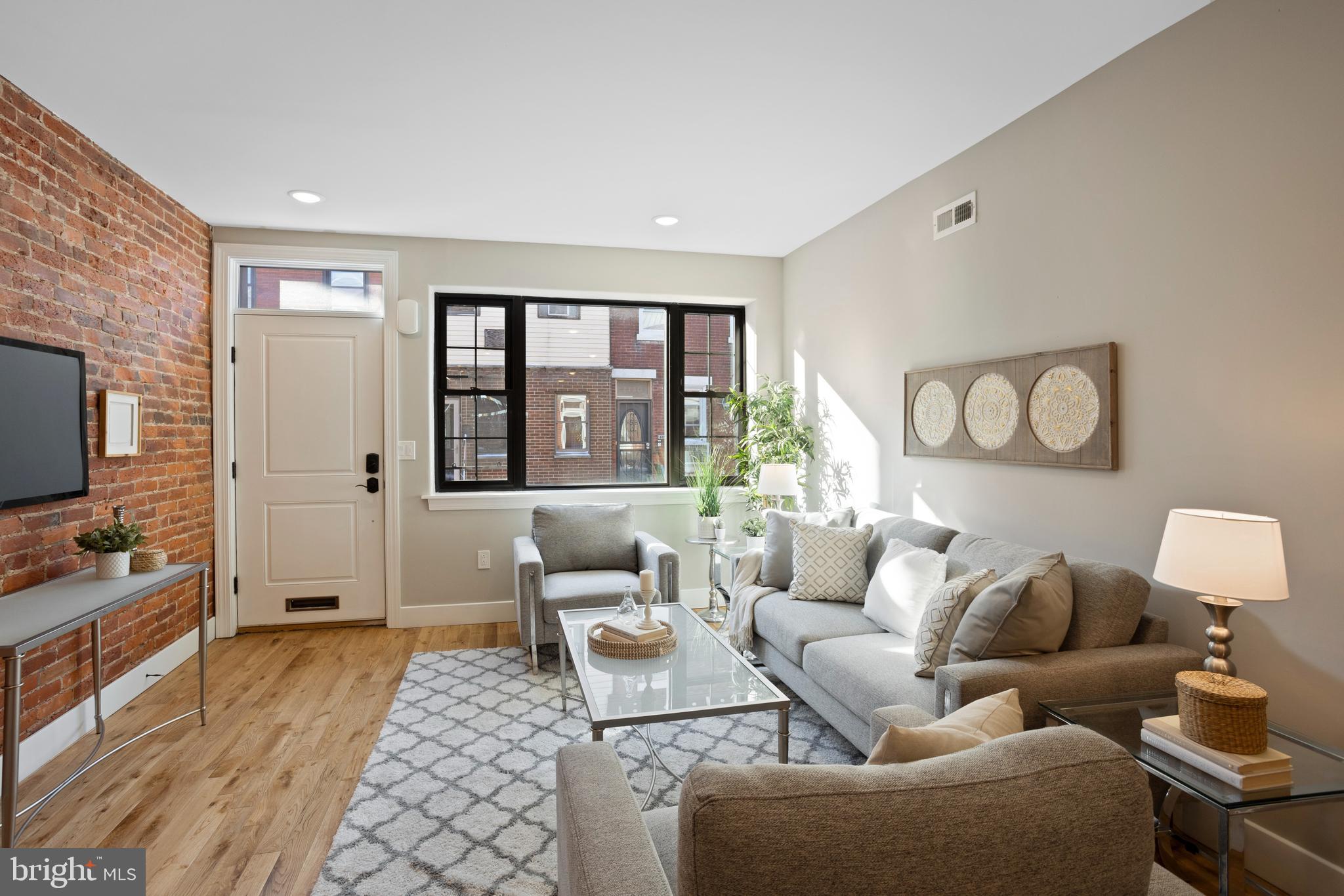 1109 Tree Street Philadelphia, PA 19148 - Photo 3 of 25 Gallery Image 3
