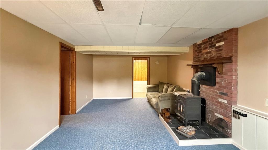130 Shenango Road New Castle, PA 16105 - Photo 19 of 23 Nice and spacious.