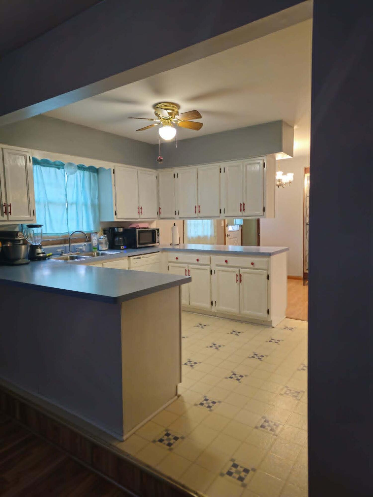 2260 Cobblestone Lane Beloit, WI 53511 - Photo 36 of 65 b8c01901-dbbb-4a99-9023-acde577a8687 (1)