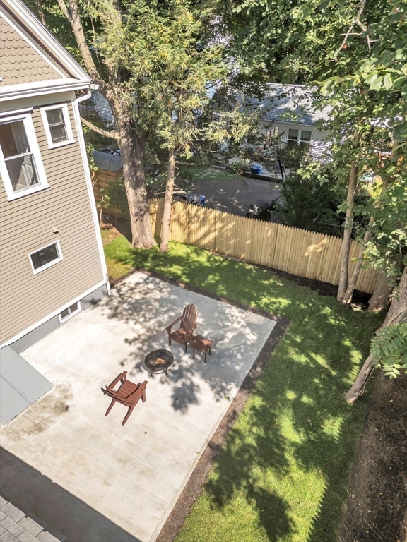 31 Park Street Northampton, MA 01062 - Photo 33 of 40 a view of a backyard of a house