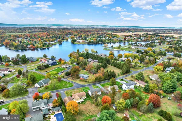 $417,500 | 871 Sherman Drive, Gettysburg, PA 17325