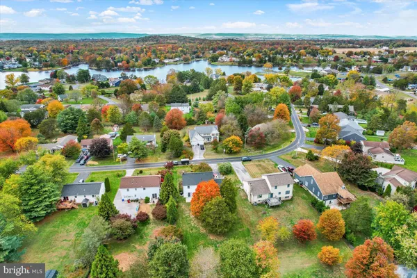 $417,500 | 871 Sherman Drive, Gettysburg, PA 17325