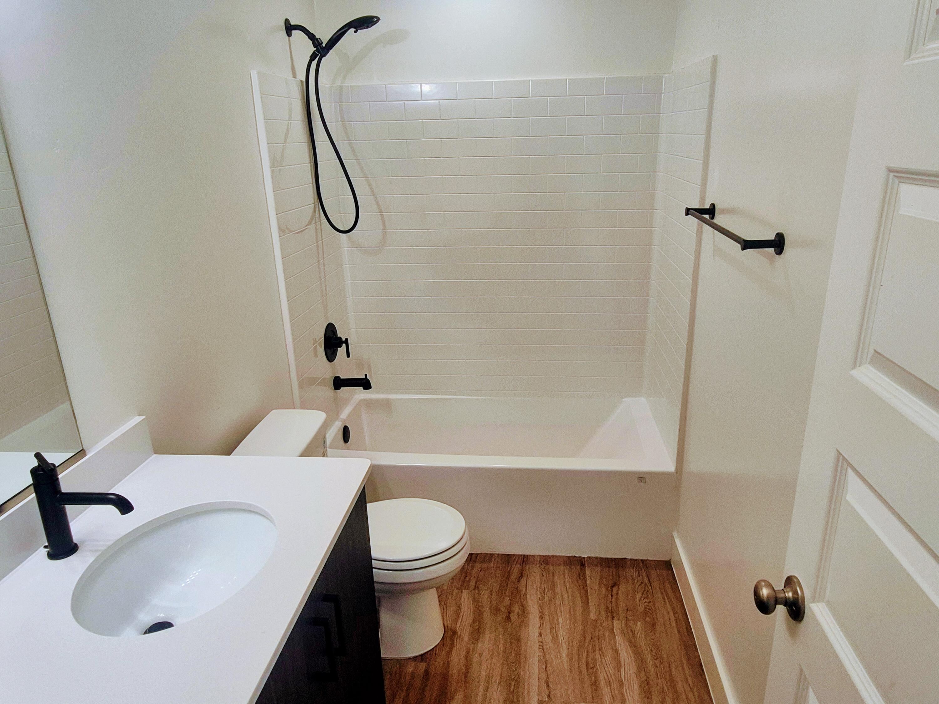 5896 Mythical Lane St. George, UT 84790 - Photo 20 of 22 Hall Bath