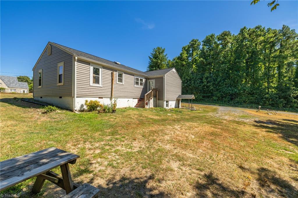 111 Crossover Road Reidsville, NC 27320 - Photo 25 of 33