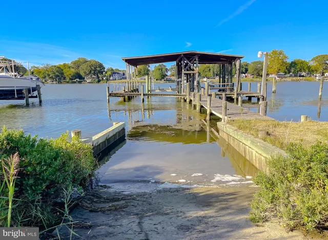 $515,000 | 16157 Cobb Island Road, Newburg, MD 20664