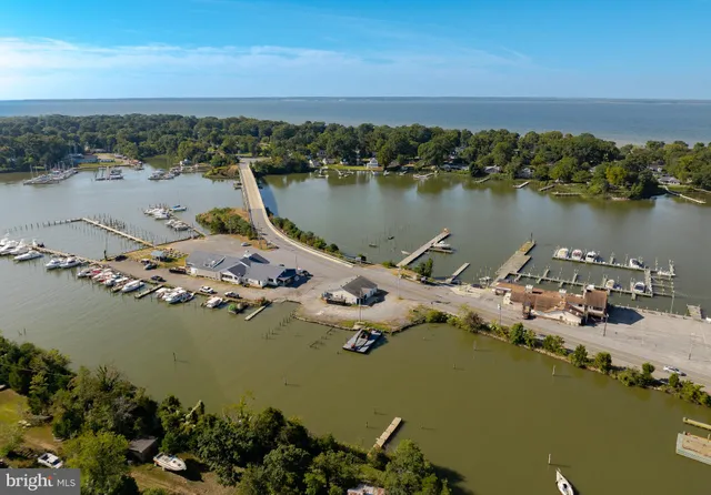 $515,000 | 16157 Cobb Island Road, Newburg, MD 20664