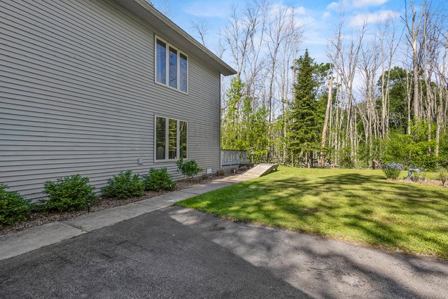7733 Sleepy Hollow Road Egg Harbor, WI 54209 - Photo 4 of 44