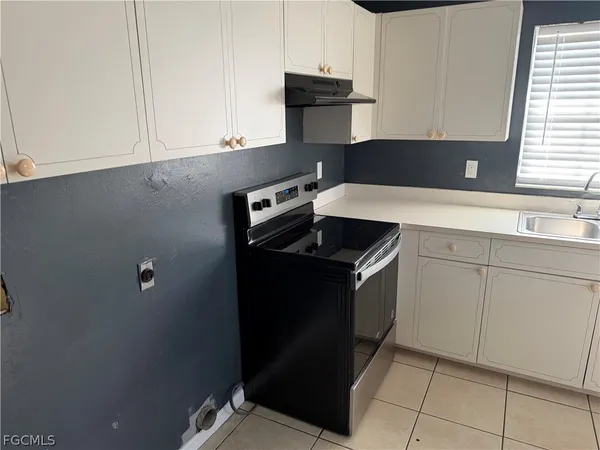 $1,690 | 4930 Leonard Boulevard South, Lehigh Acres, FL 33973