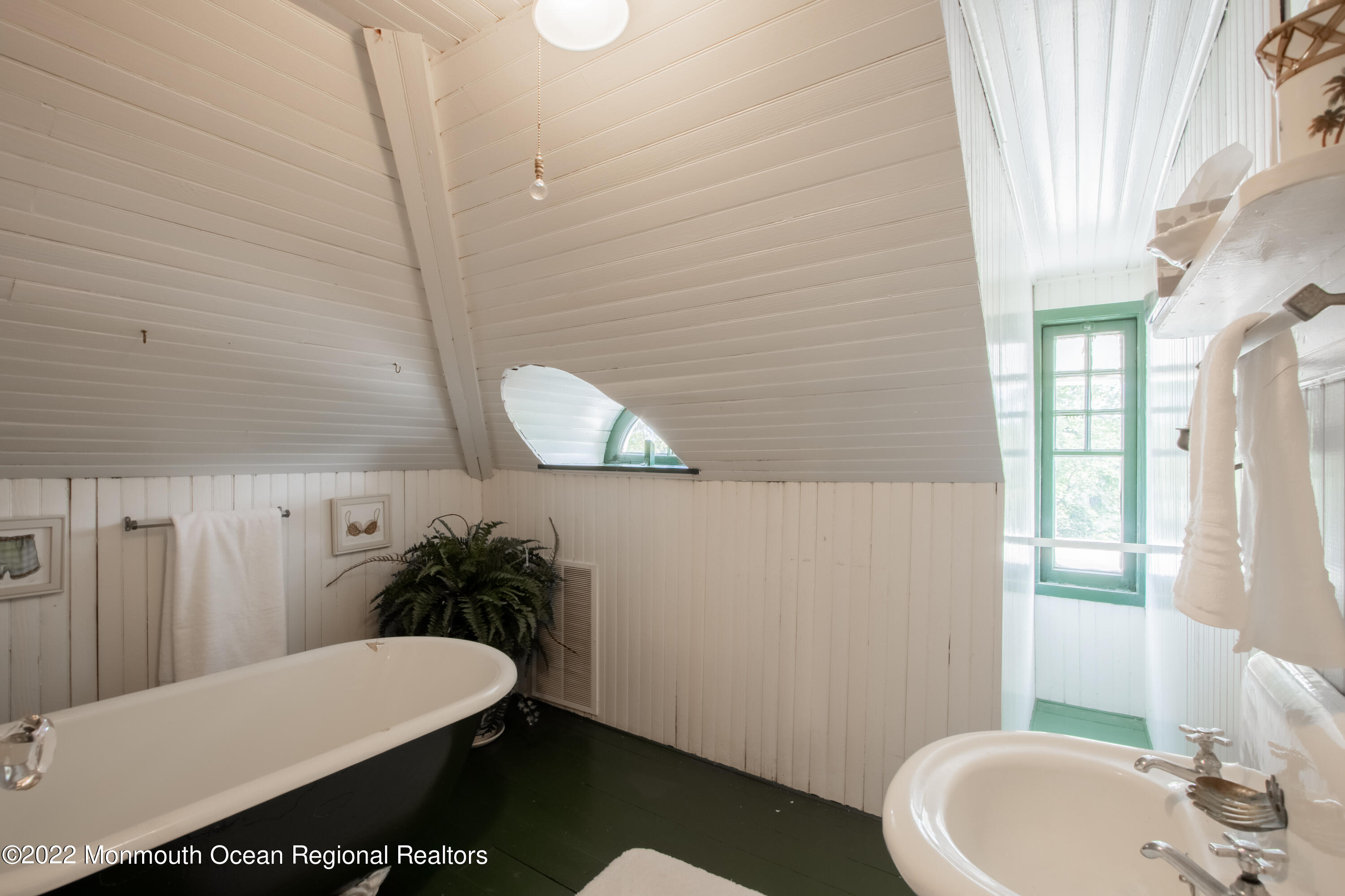 5 Rumson Road Rumson, NJ 07760 - Photo 47 of 62 3rd fl bath