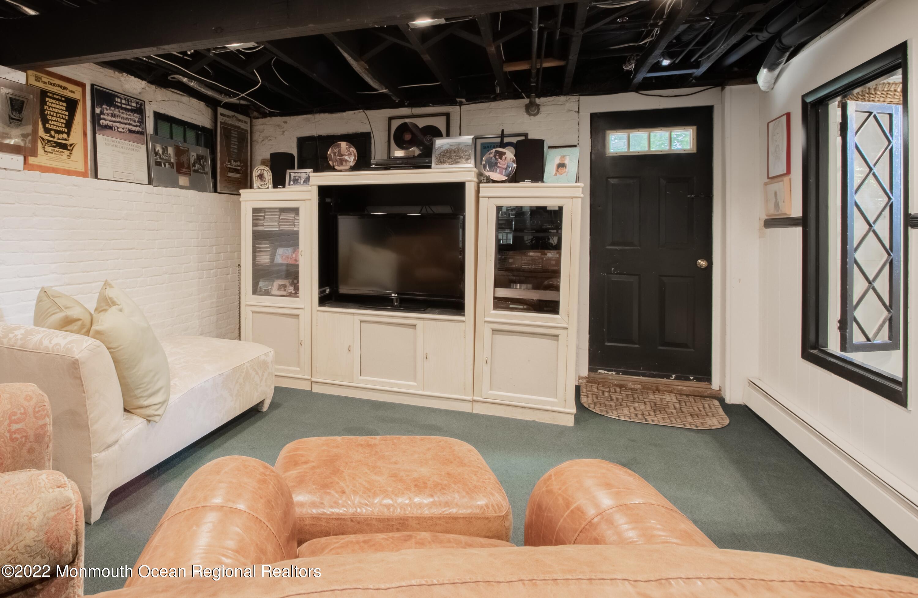 5 Rumson Road Rumson, NJ 07760 - Photo 49 of 62 3AE2C891-7208-41D7-977F-99573BA9E340