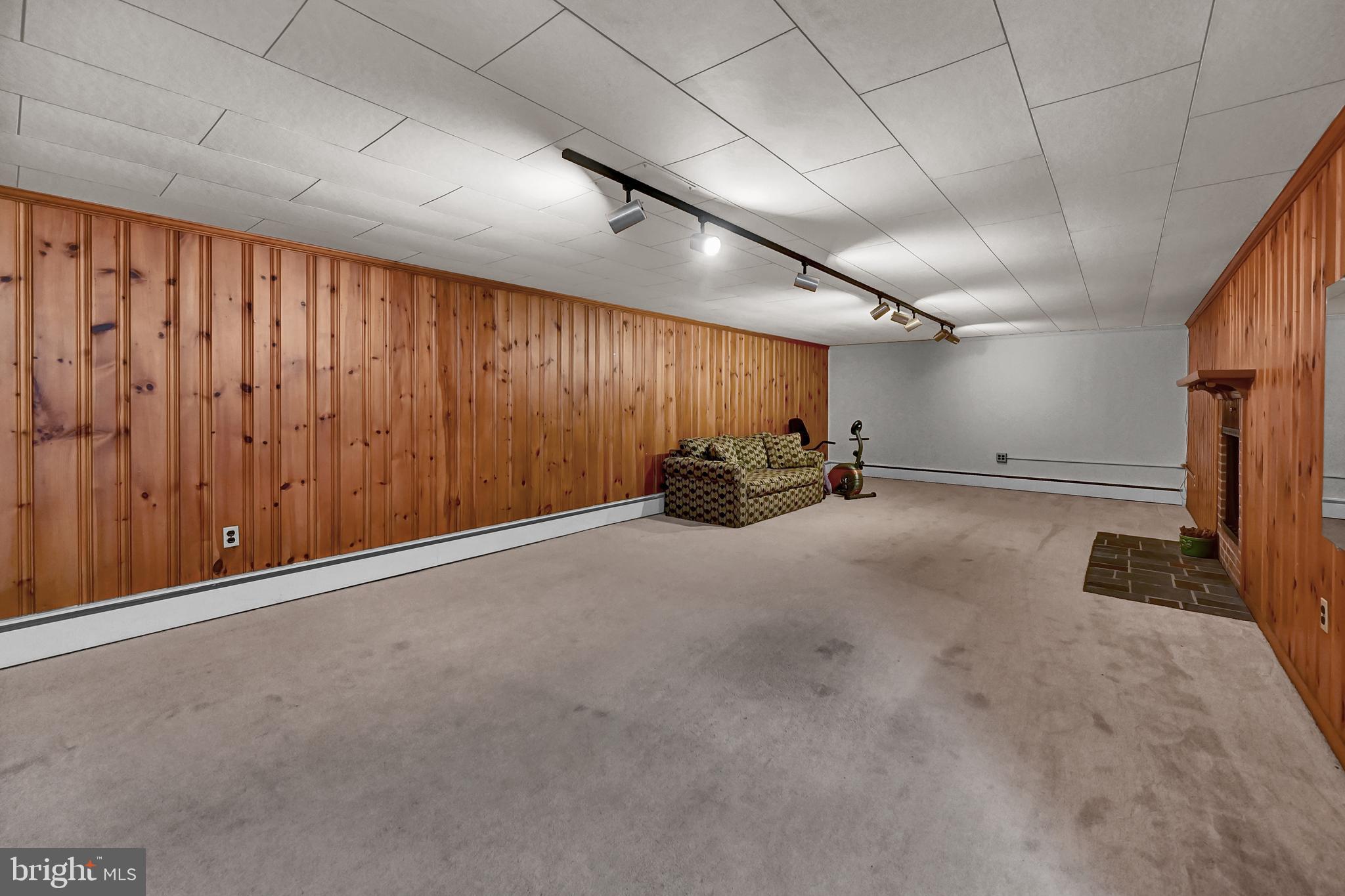 805 Glendale Road York, PA 17403 - Photo 35 of 41 Gallery Image 35