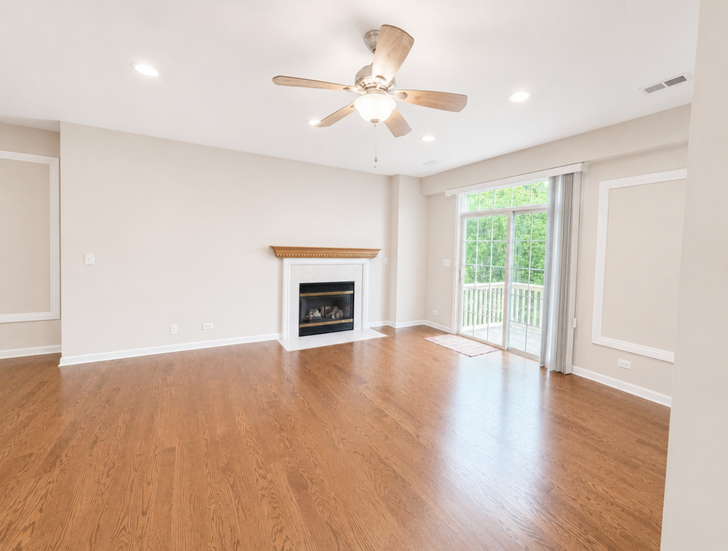 1361 Scarboro Road, Unit 404 Schaumburg, IL 60193 - Photo 5 of 16