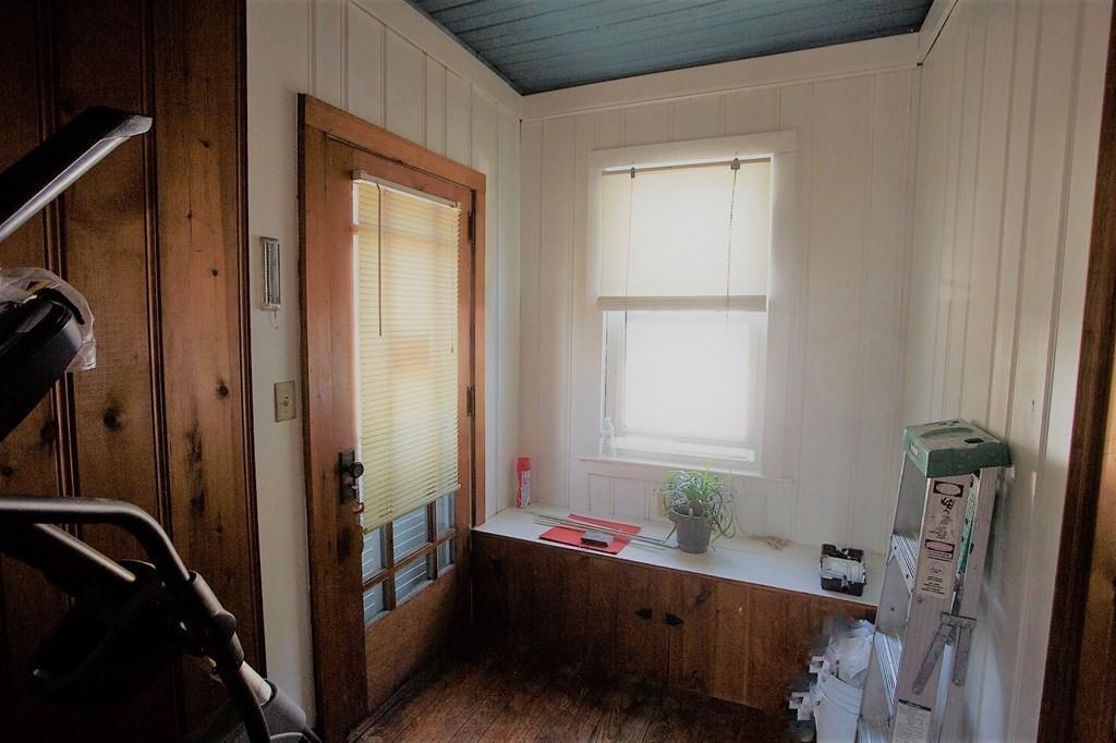 137 State Road Dartmouth, MA 02747 - Photo 9 of 33