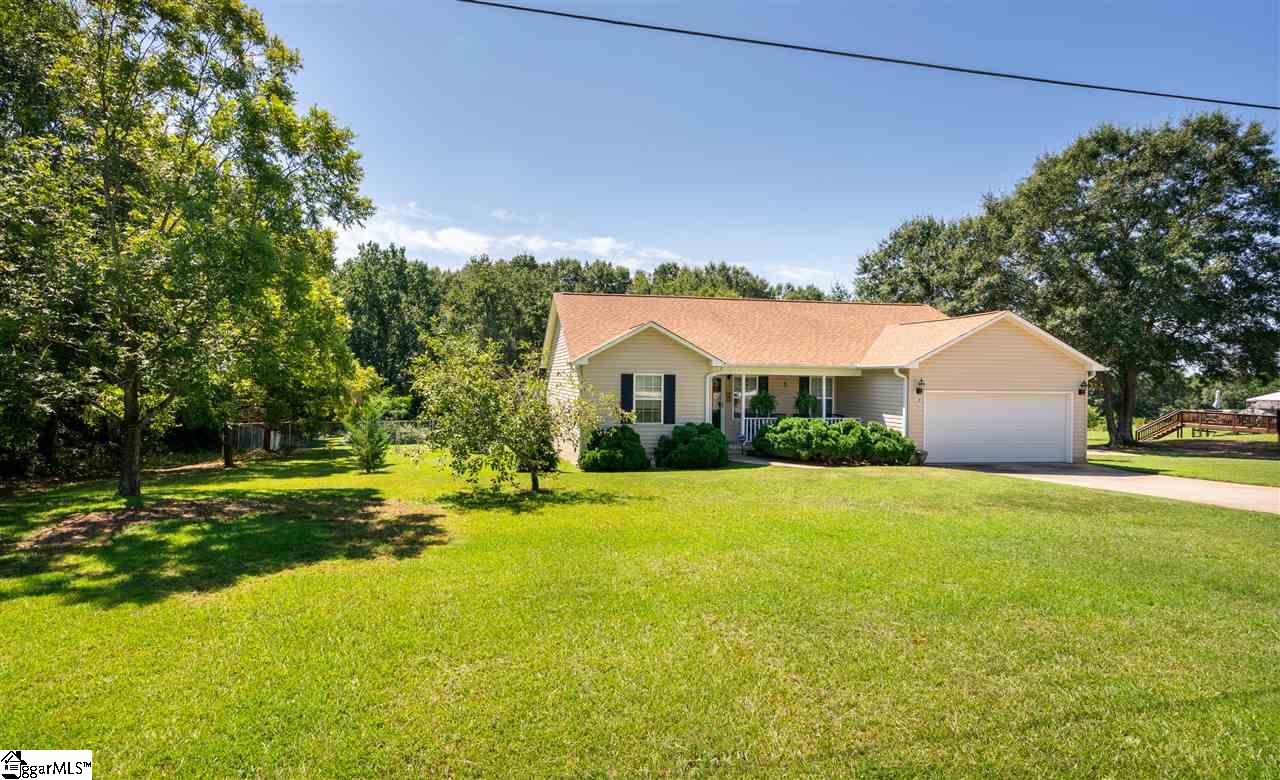 15 McConnell Road Taylors, SC 29687 - Photo 2 of 36 Gallery Image 2