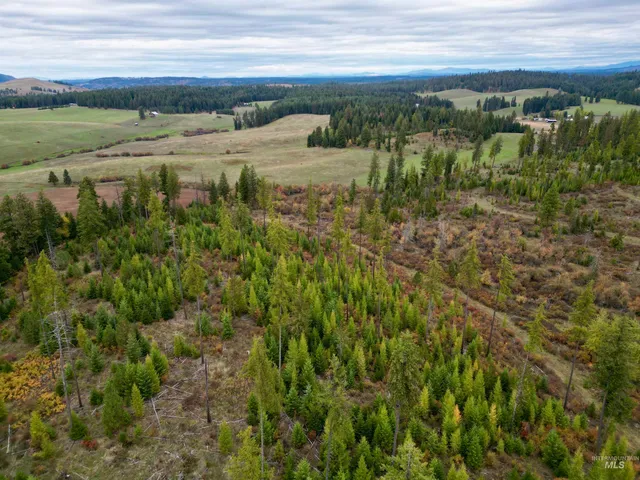 $152,000 | 2 Peaceful Valley Road, Kamiah, ID 83536