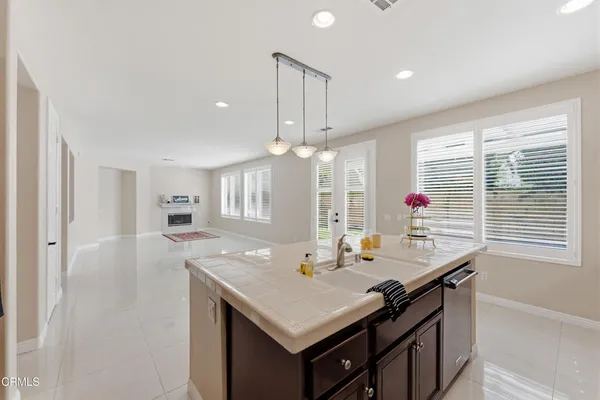 $1,259,000 | 4713 La Puma Court, Camarillo, CA 93012