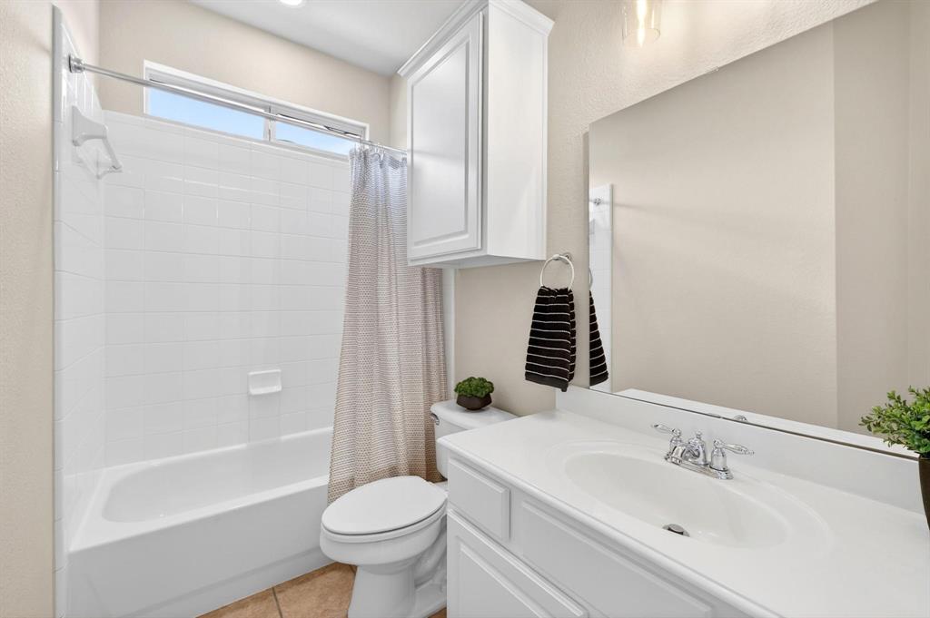 950 Gold Camp Road Frisco, TX 75033 - Photo 7 of 38