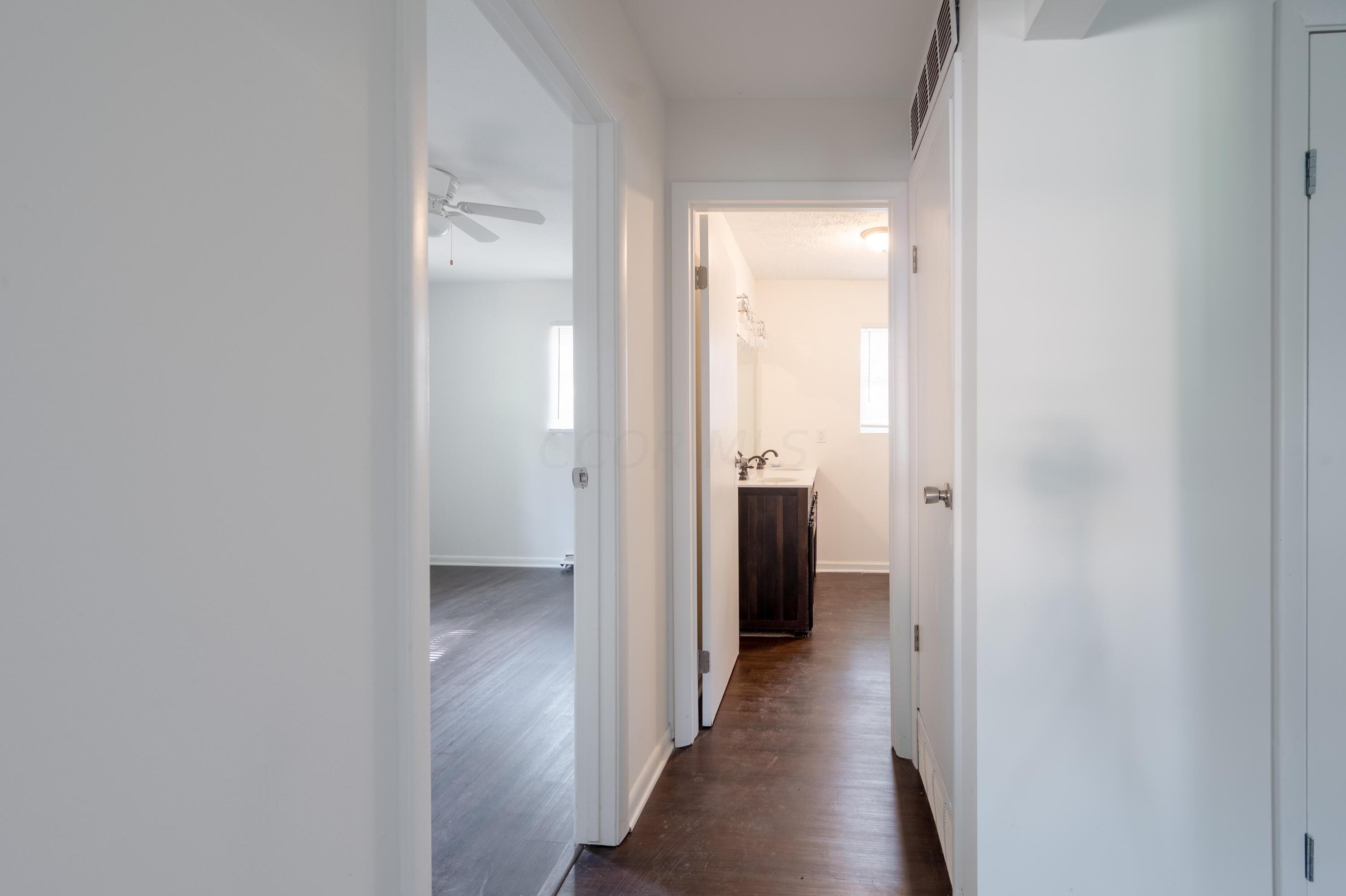 501 Barnett Road, Unit AD Columbus, OH 43213 - Photo 14 of 21 DSC_2086-HDR